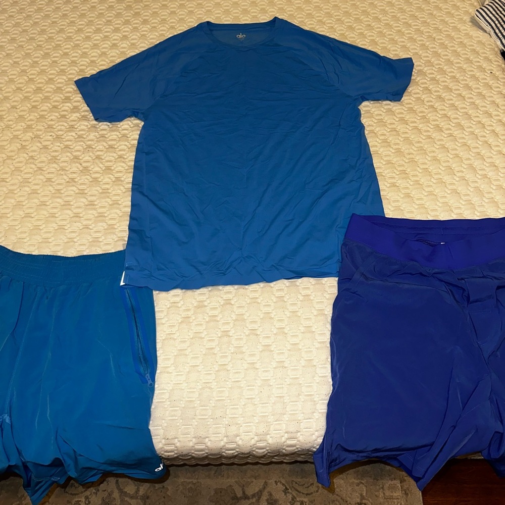 ALO Yoga- Mens Large Bundle